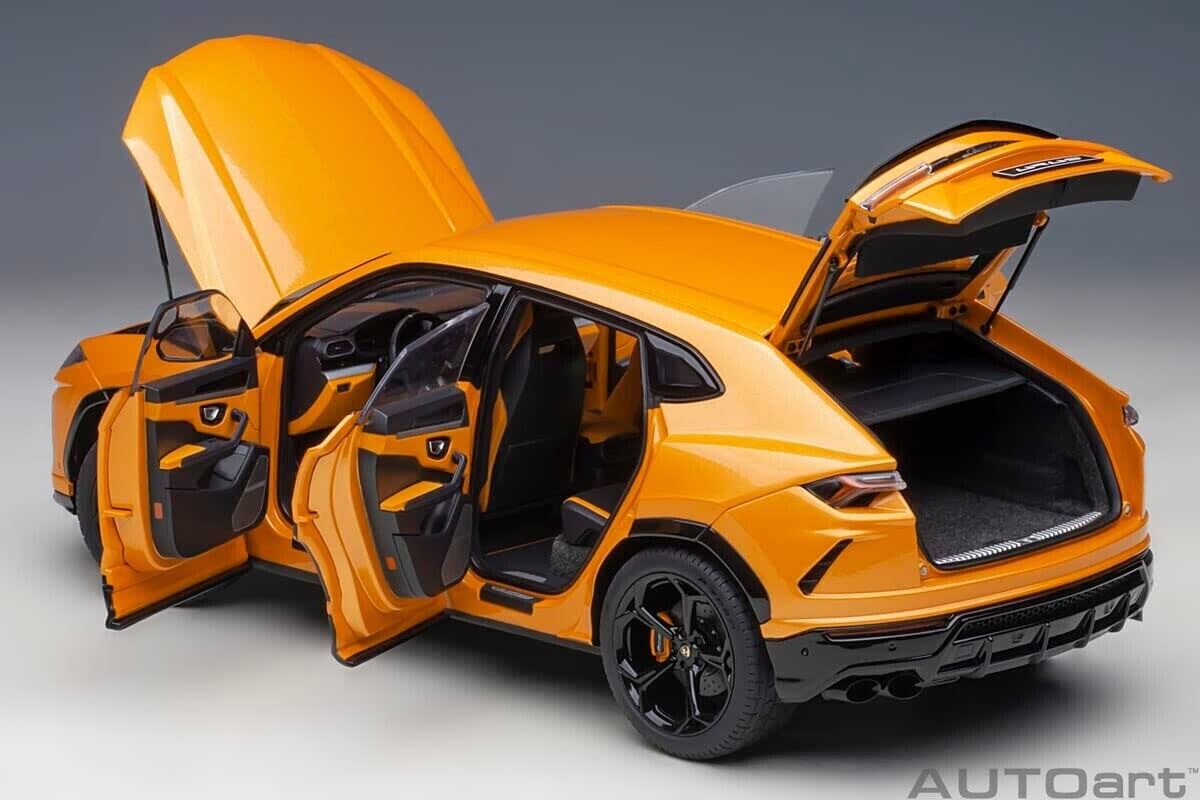 1/18 Lamborghini Urus Arancio Borealis Pearl Orange Model 1/18 Lamborghini Urus Arancio Borealis Pearl Orange Model