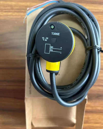 NEW BANNER T306E+T30SN6R sensor Fast Shipping - Picture 2 of 5