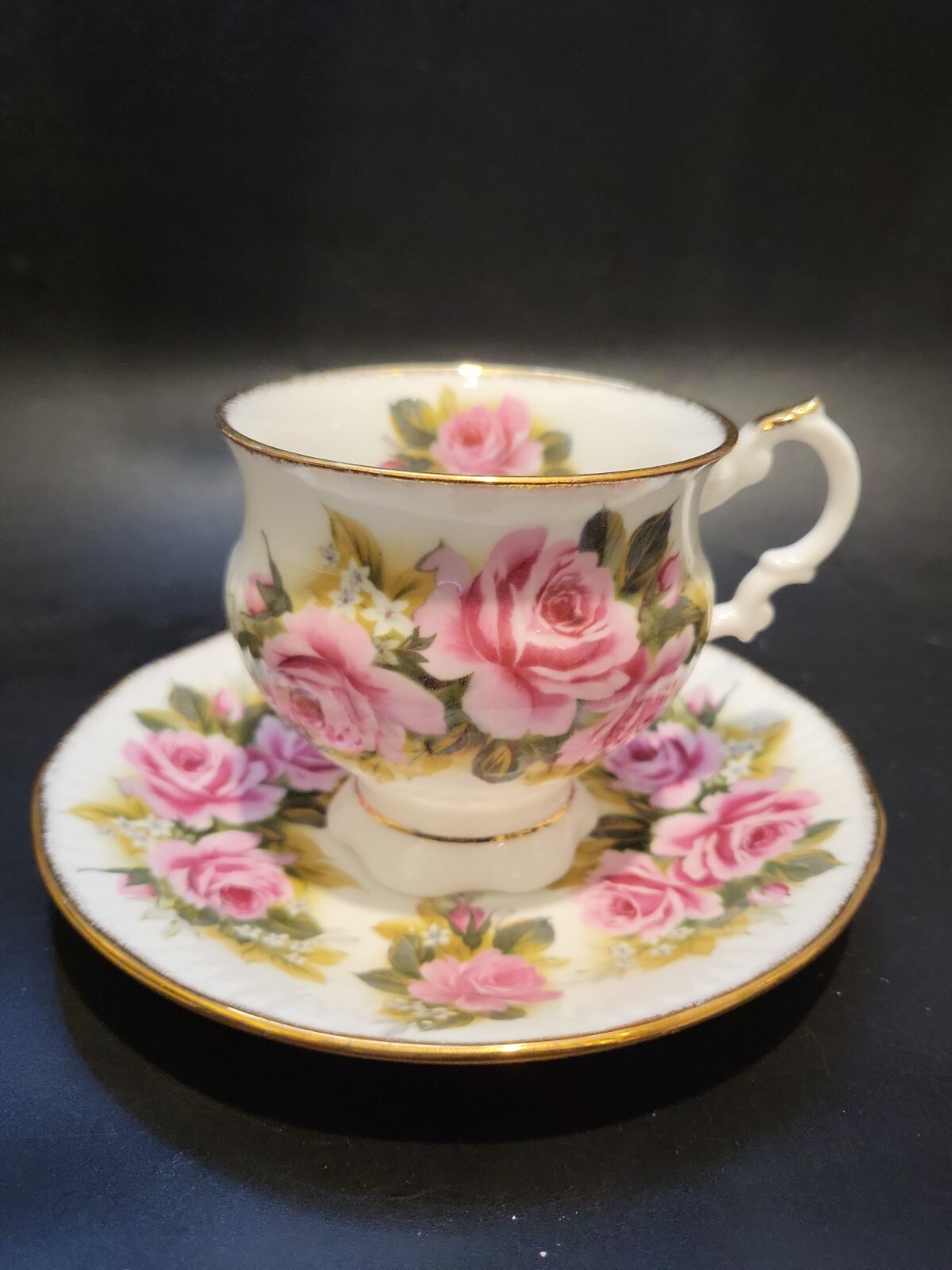 Vintage Elizabethan Staffordshire Fine Bone China Jacobean Tea Cup