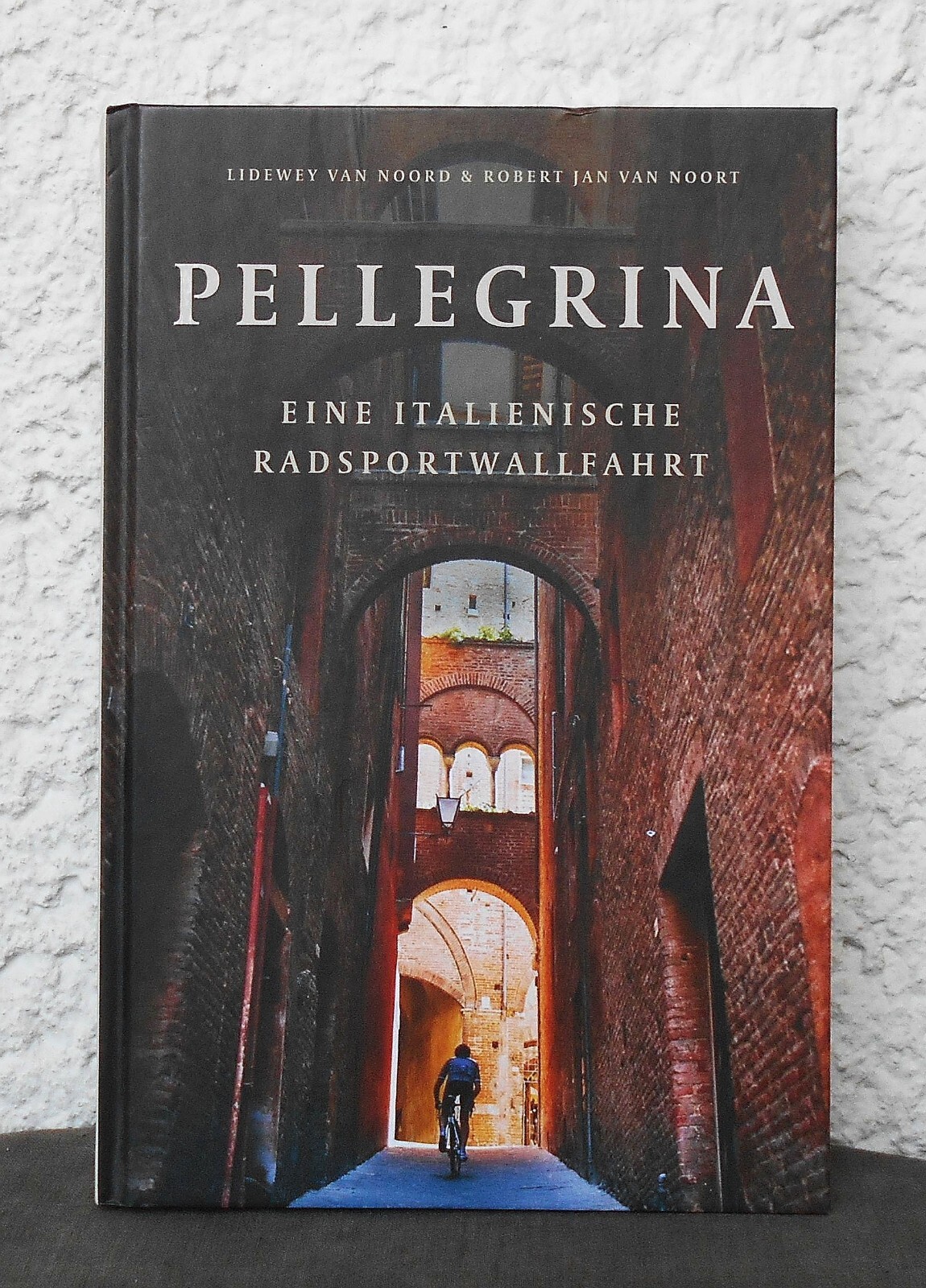 Bild 1 von 2