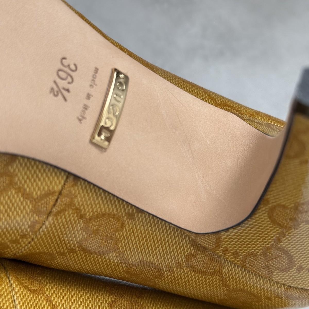 GUCCI x ADIDAS GG Trefoil Pumps Beige & Brown Women's Size