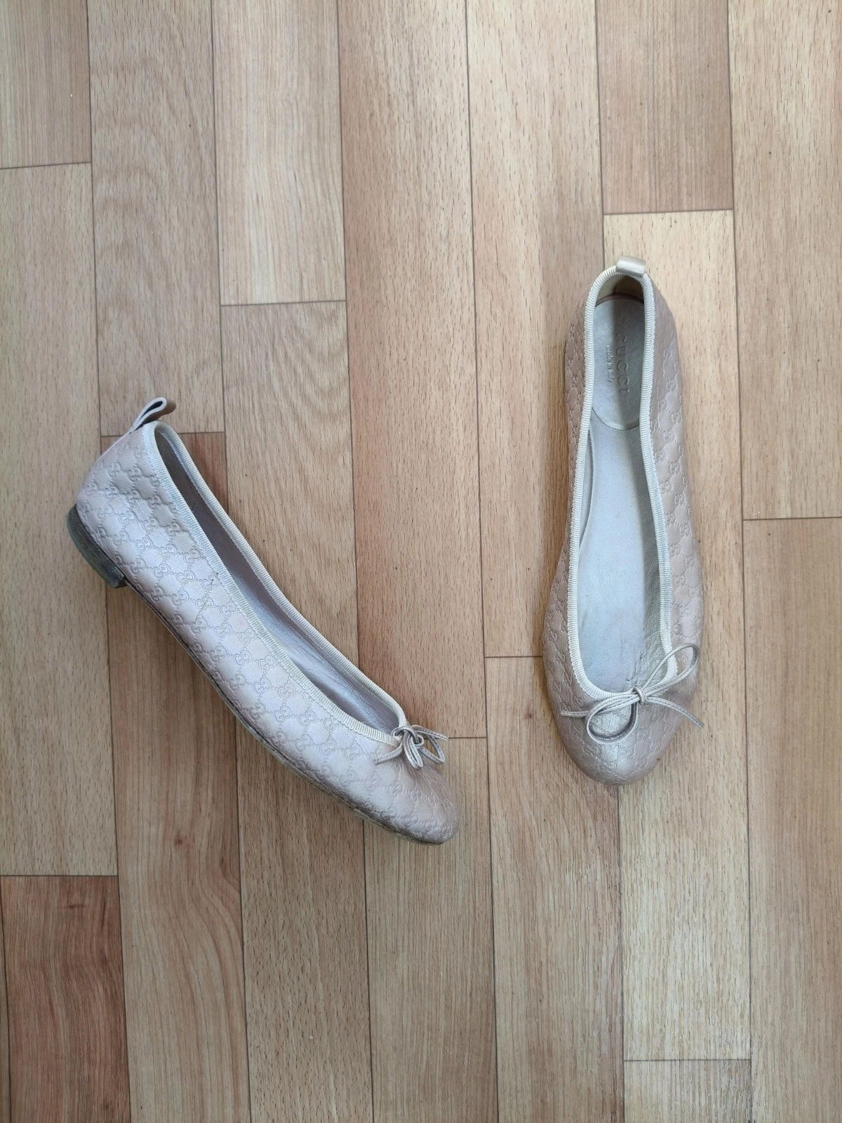 Chaussures plates GUCCI MÉTALLISÉES OR ROSE TAILLE EU 38, 8 US, 5 UK