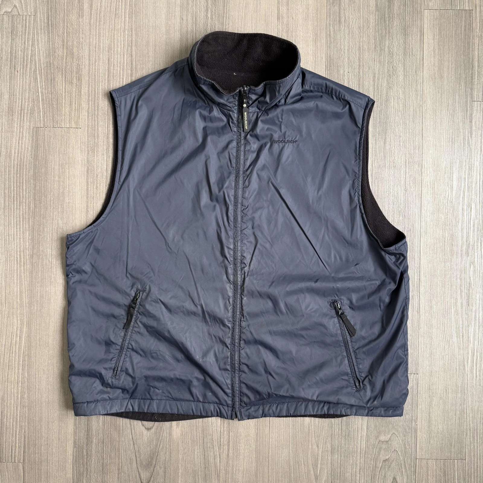 Woolrich Vest Reversible Mens 2XL Deep Navy Nylon Fleece Lined Full Zip Outdoor
Opens in a new windo