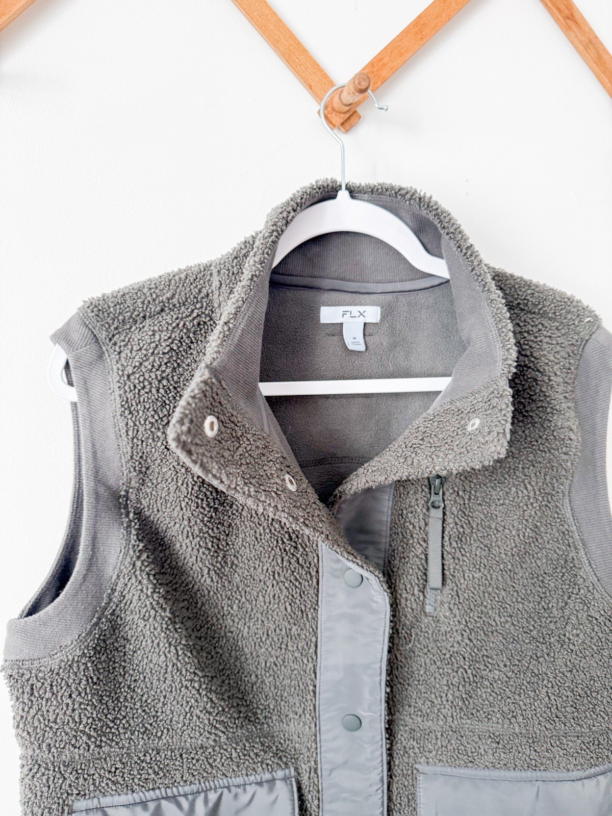 FLX Patch Pocket Boucle Vest - image 2