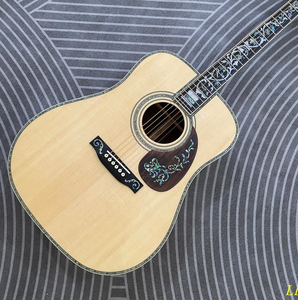 Guitarra acústica de abeto macizo D45 diapasón de ébano incrustaciones de flores de abulón Foto 2 de 4