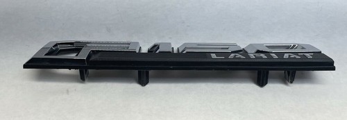 2015-2017 Ford F150 XL Right Fender Emblem OEM FL34-16B114-A - Picture 3 of 5