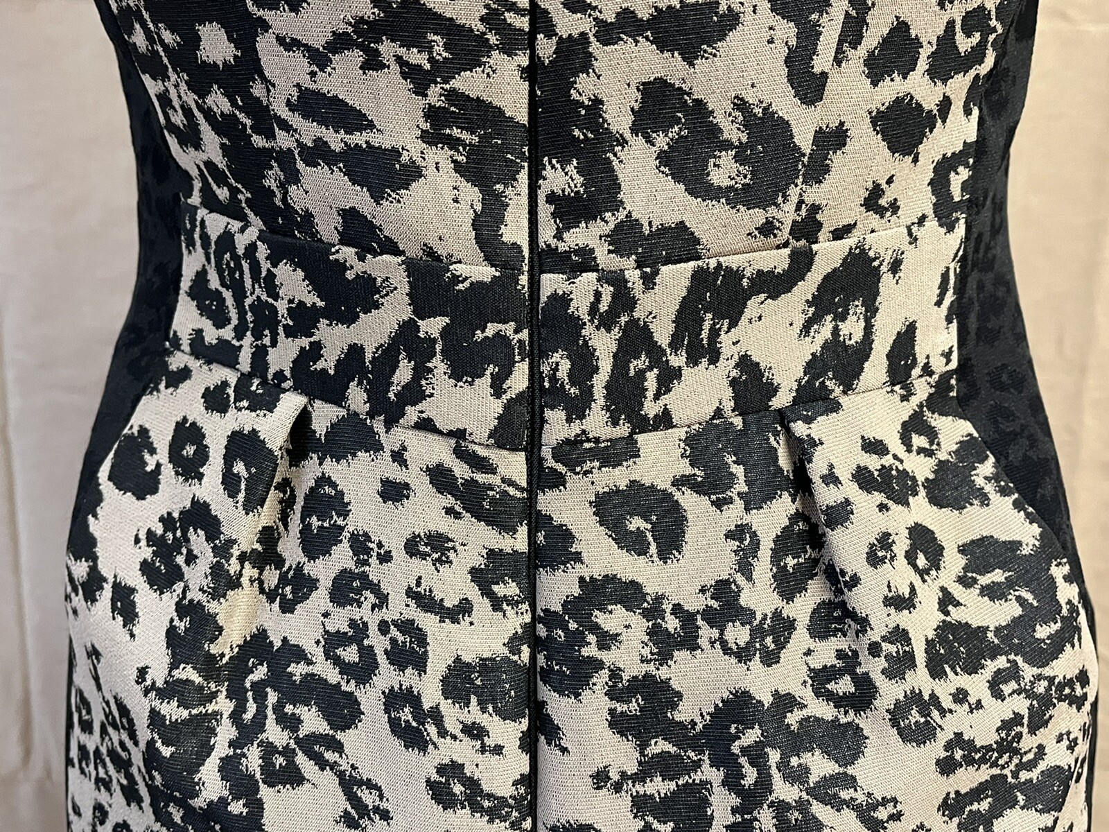 Warehouse Leopard Print Panel Lined Fitted Dress,… - image 8