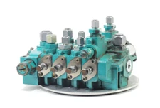 Commercial Intertech 4 Section Air Operated Hydraulic Valve Body | 307-2635