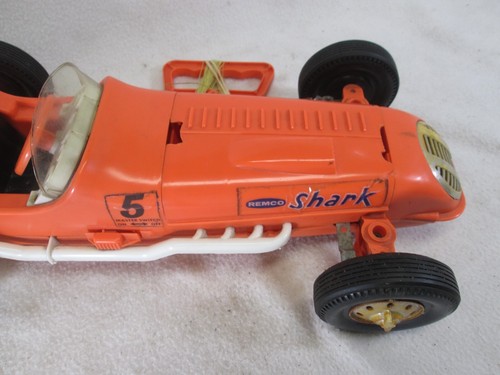 Vintage 1960's Remco Shark battery operated control line race car (works) - Picture 3 of 10