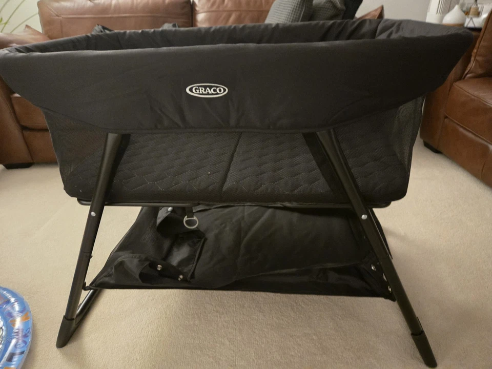 Graco Side By Side Baby Bassinet Travel Cot Foldable Next To Me - Image 2 of 4