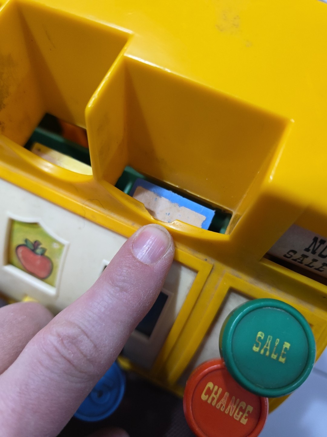 как выглядит Vintage 1974 Fisher Price 926 Cash Register w/4 Coins - All Buttons Bell Work фото