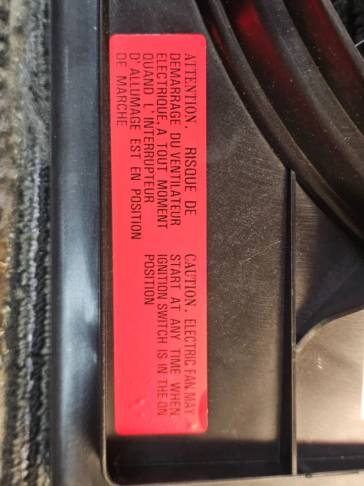 Dorman 620-017 右空调冷凝器风扇组件适用于 2001 - 2005 年克莱斯勒 Voyager — 第 4/4 张图片