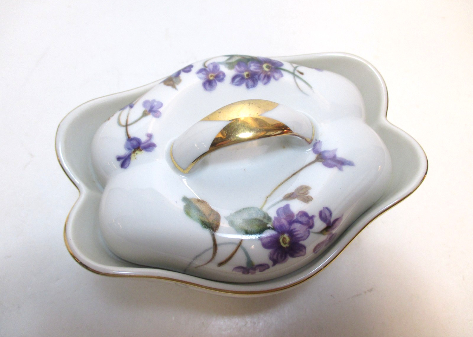 Vtg Meito Norleans Adele Violet Pattern China Setting for 8 Missing 3 Teacups
