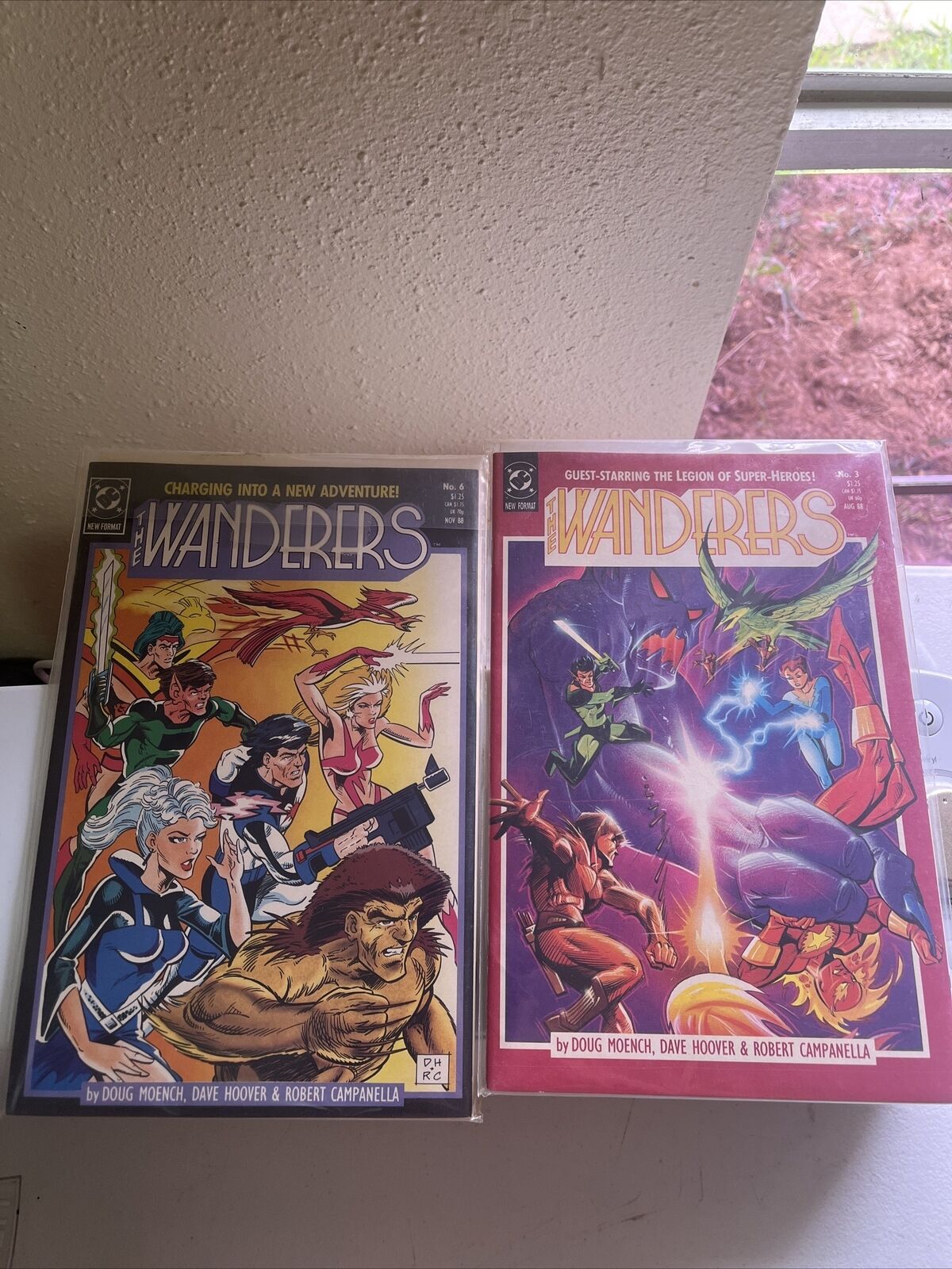 Lot of 2 Legion of Super Heroes THE WANDERERS 3 and 5 Ungraded Media Comic Books