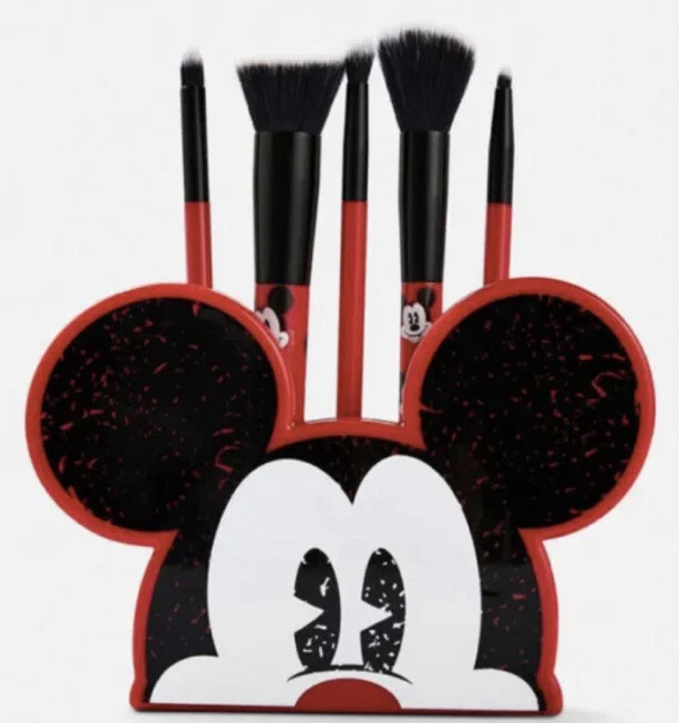 Mickey Mouse Makeup