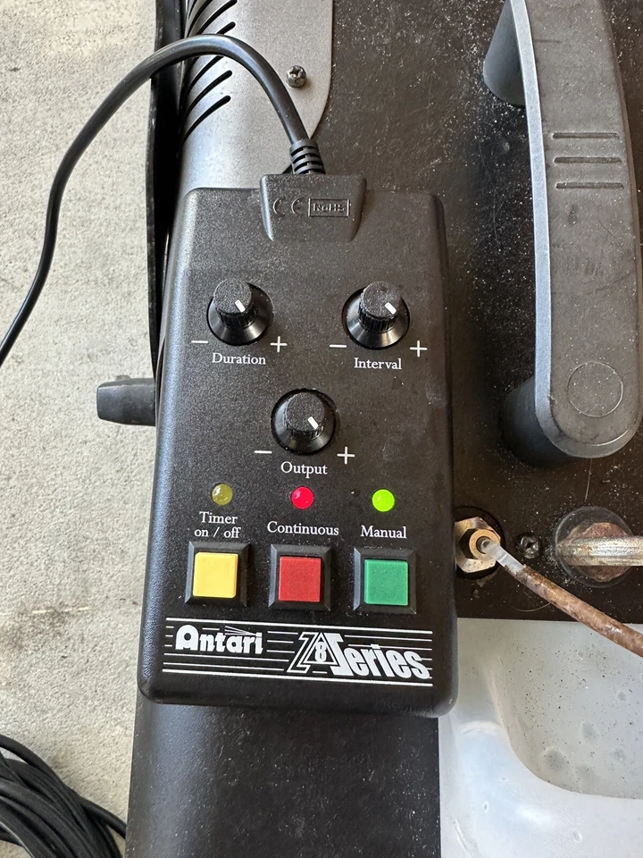 Antari Z-1200 series II 1200-Watt Fog Machine - Image 3 of 4