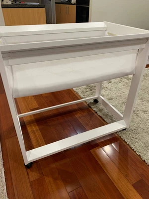 boori urbane bassinet white