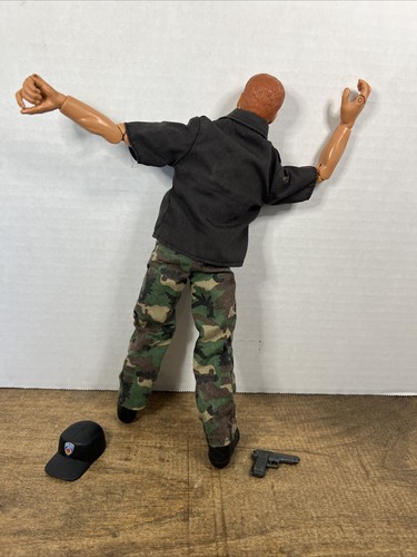 2001 Hasbro Pawtucket GI Joe 12'' Police Action Figure With Clothes & Hat - Picture 10 of 11