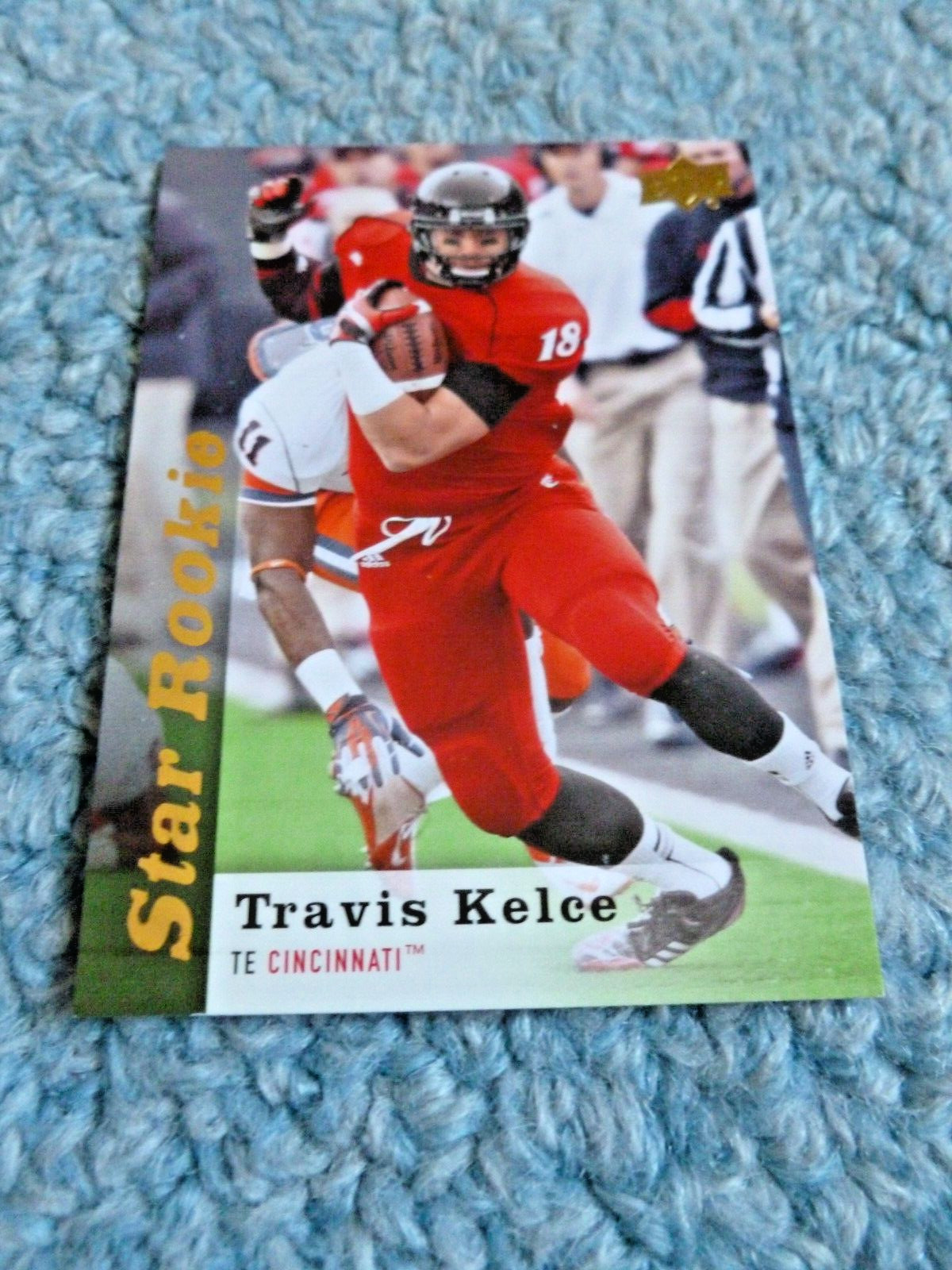 2013 Upper Deck - Star Rookie #84 Travis Kelce (RC) Cincinatti Bearcat NM