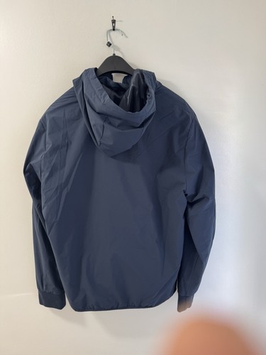 Jos.A.Bank Travelers Navy Blue Hooded Jacket,Size L, But Fits Like A Medium, NWT - Picture 2 of 8