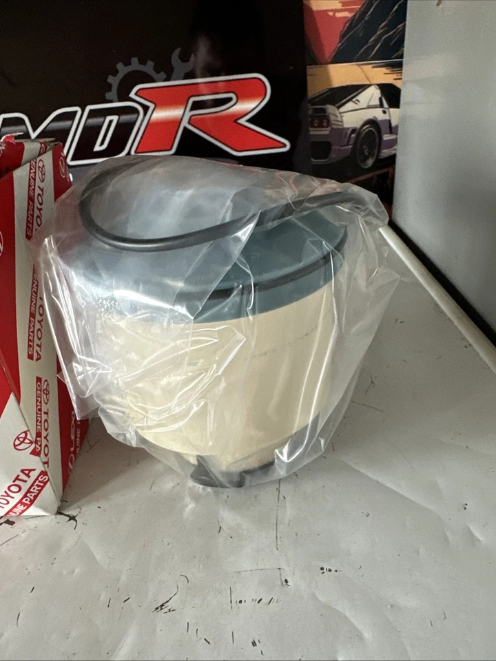 Genuine Toyota Hilux Fuel Filter Gun125 2015 Onwards Oem Part 23390-0L090 Gun126 - Image 2 of 4