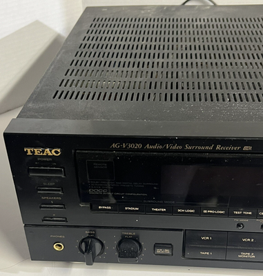 TEAC AG-V3020 Audio Video Surround Receiver No Remote - Powers On