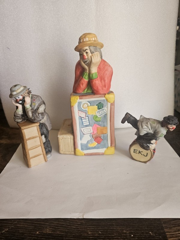 0126-m198 Emmet Kelly Clown Lot