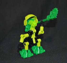 LEGO BIONICLE: Turaga Matau 8541 Near Mint Condition (2001) 
