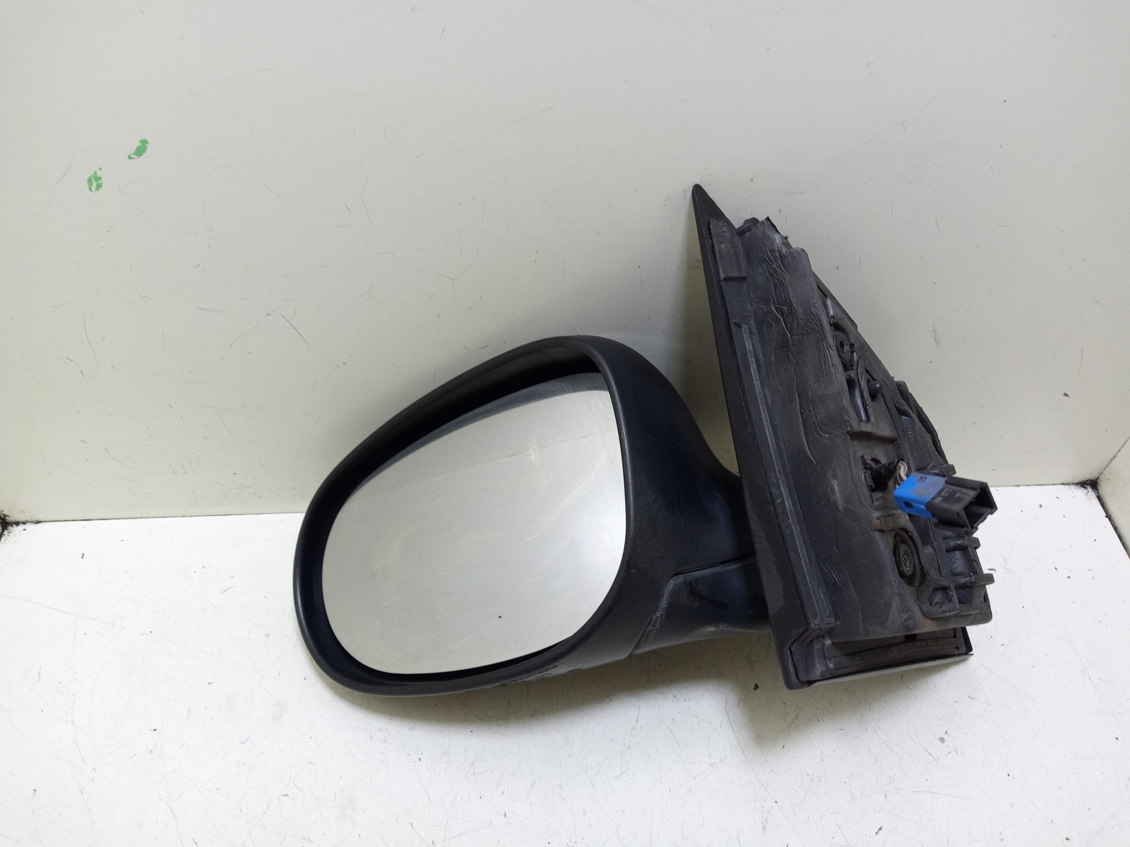 SPECCHIETTO RETROVISORE SINISTRO PER LANCIA Ypsilon 3° Serie 021069 (10>11)