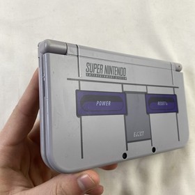 New Nintendo 3DS XL SNES Edition Gray Handheld Console
