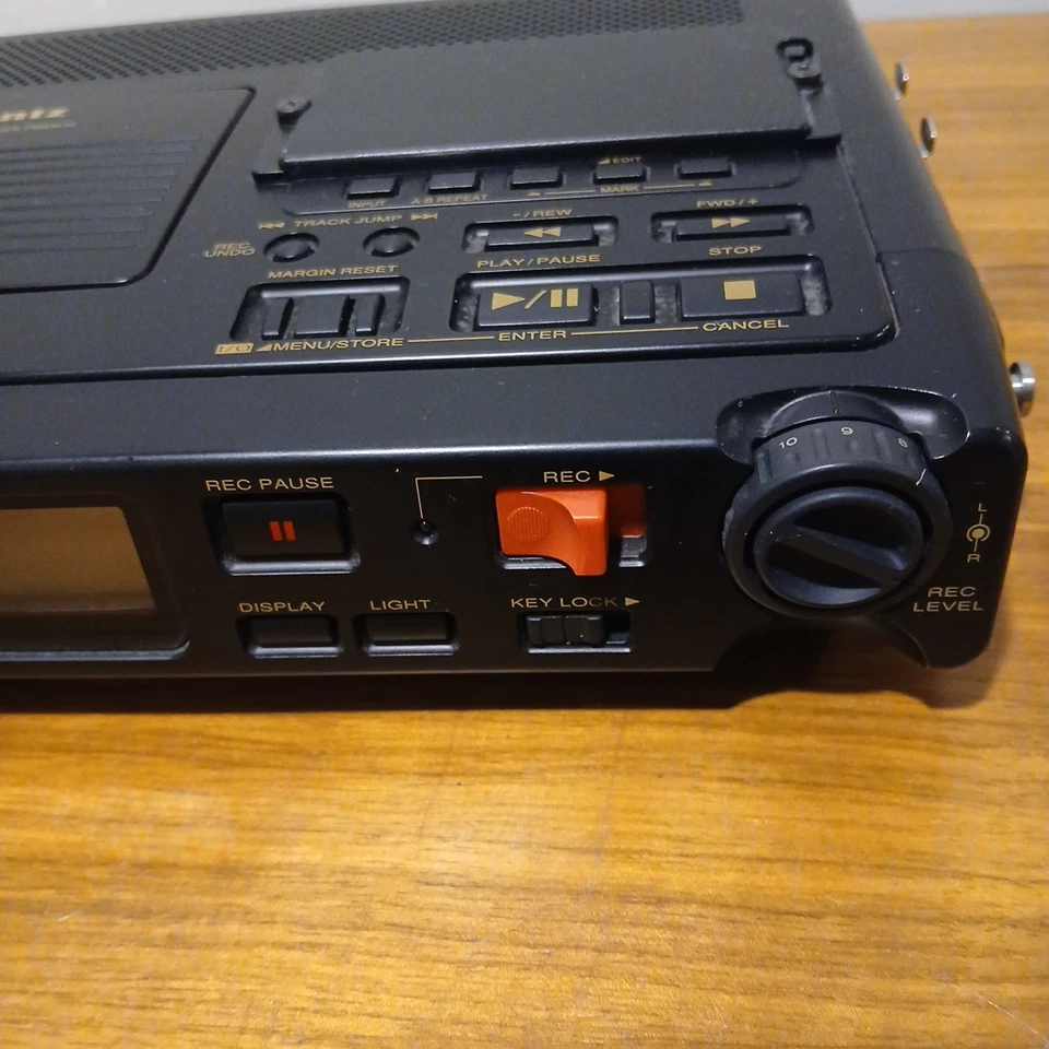 Marantz Professional CDR-310 2-Channel Stereo/Mono Portable (C1627-601) - Image 3 of 4