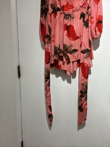 Express Shorty Jumpsuit Floral Salmon Women’s Medium Boho Tropical NEW WITH TAGS - Picture 8 of 9