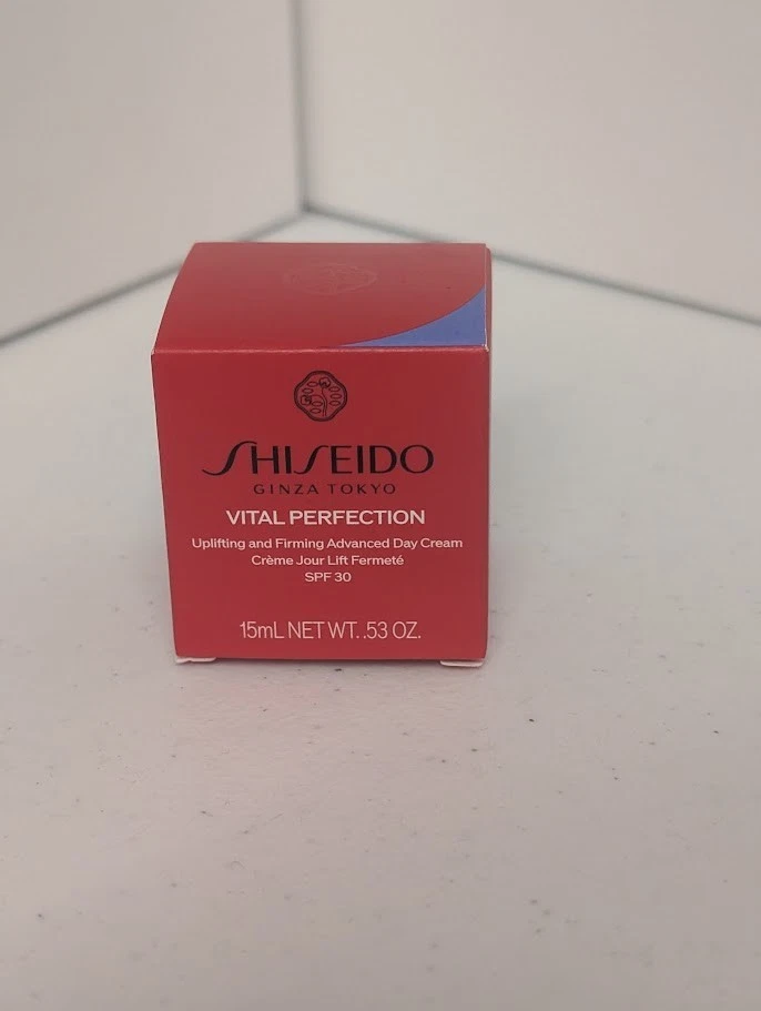 Shiseido Vital Perfection Advanced Day Cream SPF 30 15ml
