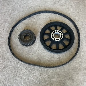 2007 - 2017 HARLEY DAVIDSON DYNA OEM FRONT PULLEY, REAR PULLEY AND BELT
