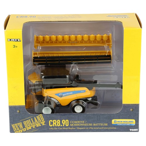 1/64th New Holland CR8.90 Combine with Corn and Grain Headers by ERTL ERT13870 - Picture 8 of 8