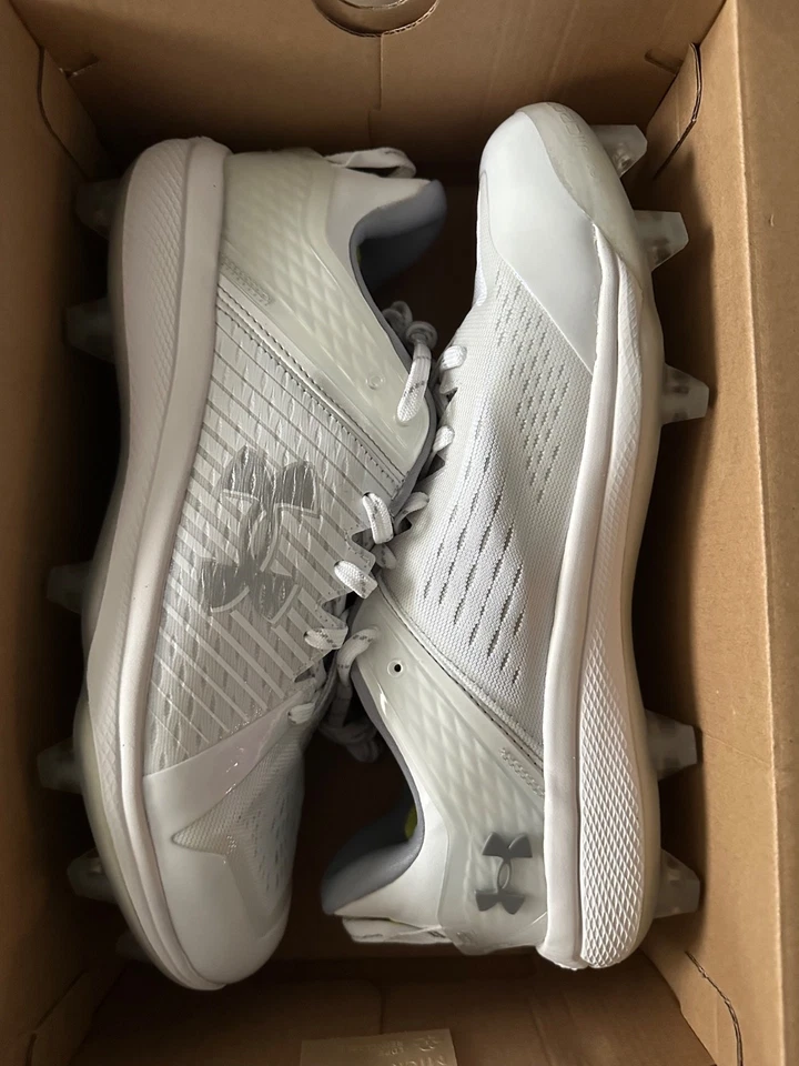 UA Yard Low MT TPU white 11.5 men’s baseball cleats brand new in box - Image 2 of 4