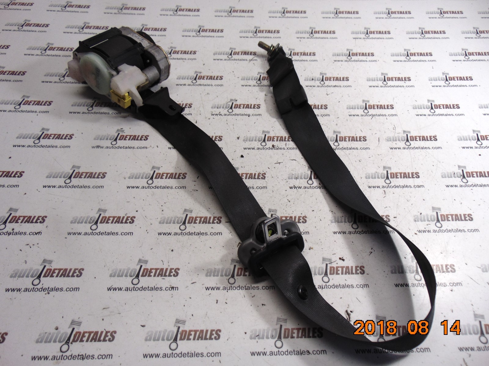 Honda CRV seat belt front right side TEAF6EJ011 used 2003 eBay