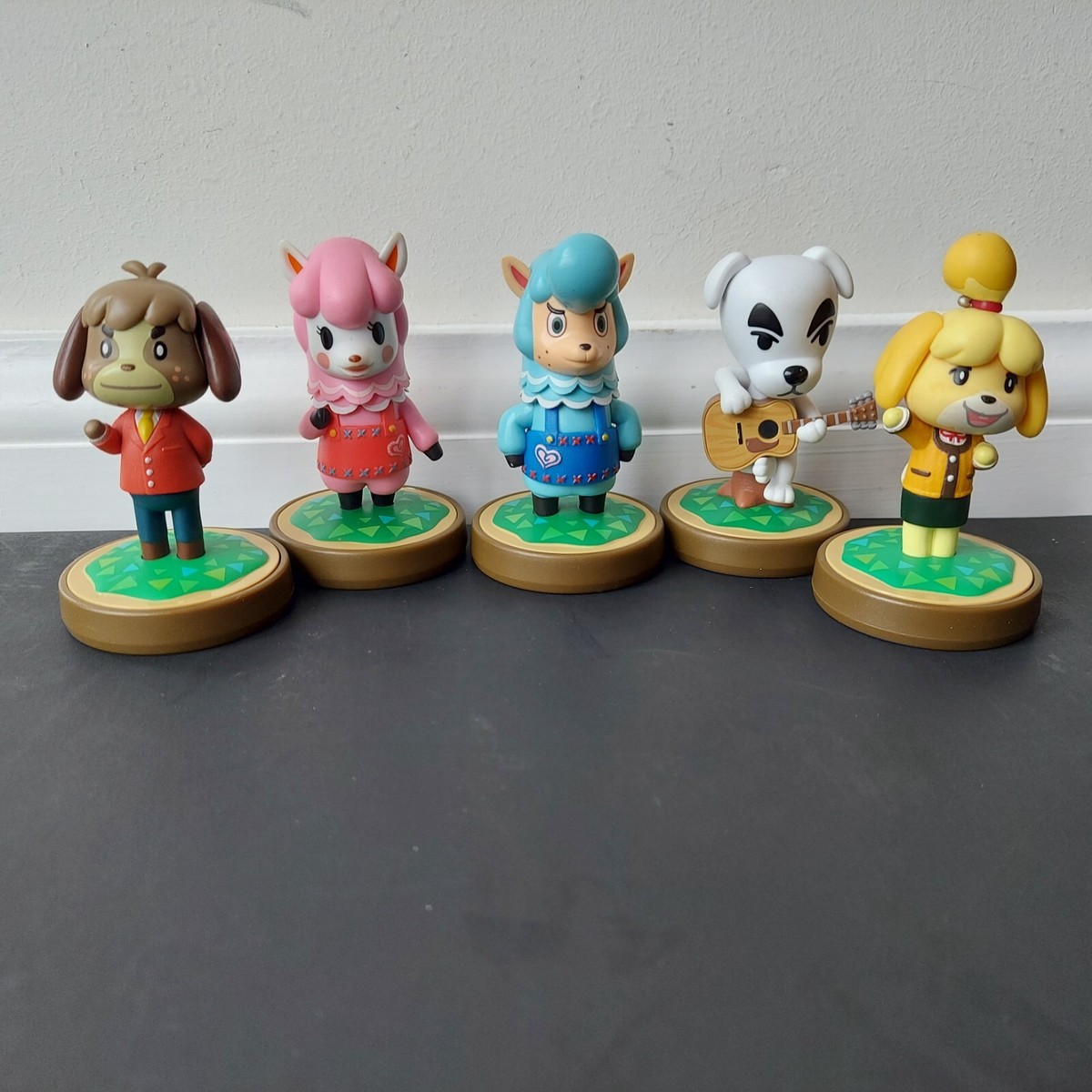 5x Amiibo Figure Animal Crossing New Horizons Official Nintendo