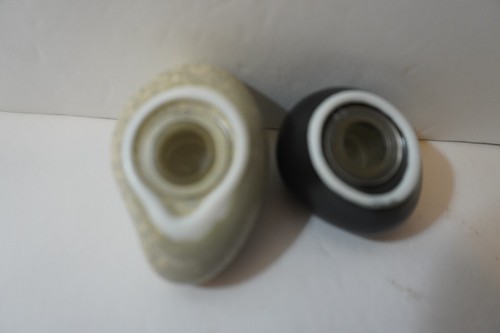 Cathay Pacific Airlines Business Class Stone Shaped Salt & Pepper Shakers NORITA - Picture 4 of 4
