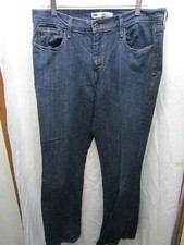 WOMENS LEVI STRAUSS  CO 515 BOOTCUT BLUE JEAN PANTS SIZE 14M INSEAM 32"