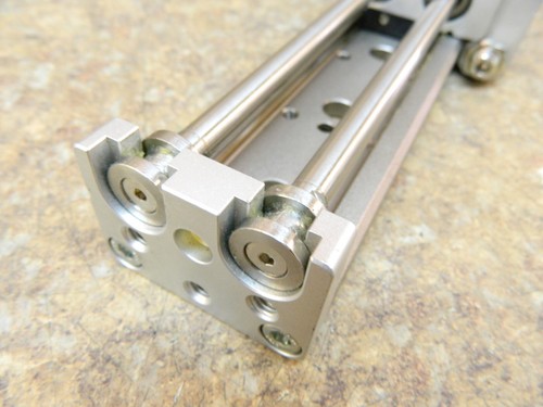 SMC MXQ16-125AS 16 MM Bohrungen x 125 mm Hub Präzisions-Schiebetisch - Bild 12 von 14