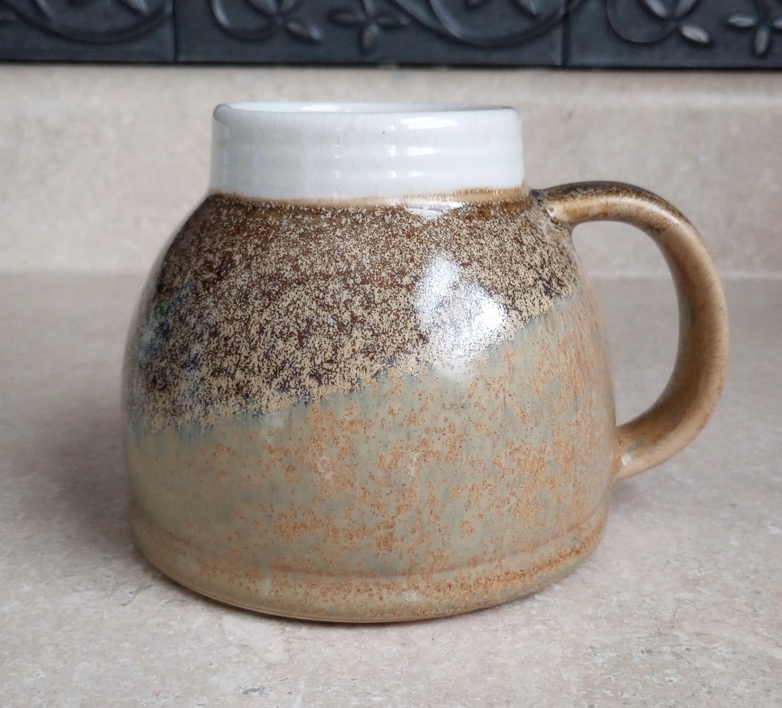 Vtg No Spill Coffee Mug Pottery Ceramic Mug Cup Tan Gray White 20oz