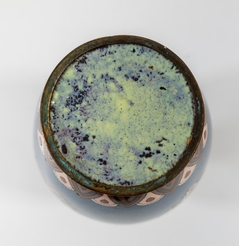 Antique Japanese Cloisonne Enamel Vase with Floral Designs - Picture 12 of 14