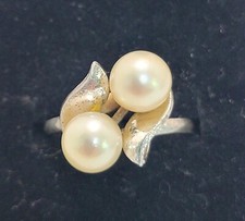 Double Faux Pearl  Leaves Ring 925 Sterling Silver Size 6 Signed P Sterling