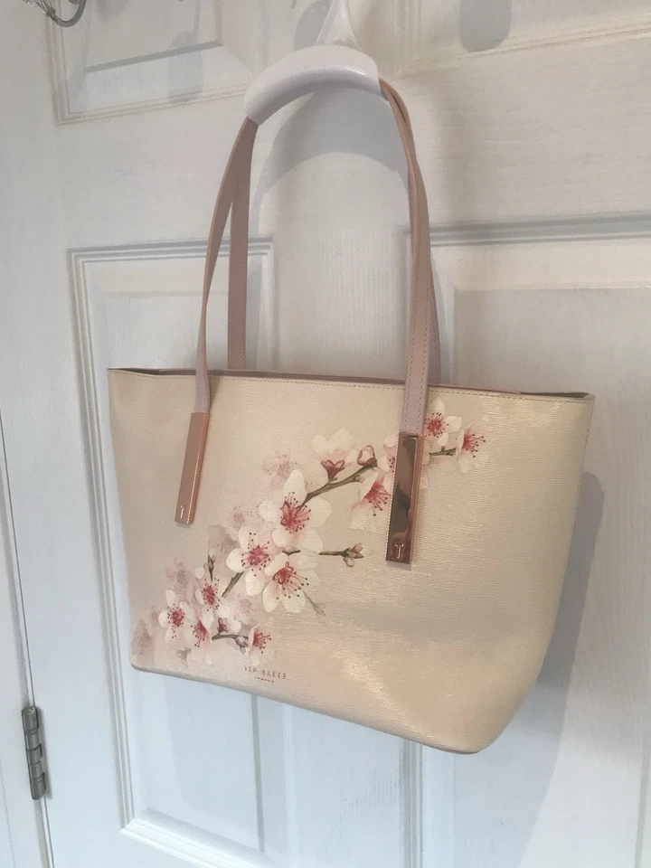 Ted Baker Bolso de Hombro Shopper Bolso sin asas Cartera Flor de Cerezo Cuero Dorado Rosa Foto 4 de 4