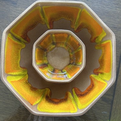 Sequoia Ware Vtg USA Calif. Pottery Dish Chip & Dip Bowl Orange Gold 750 A & B
