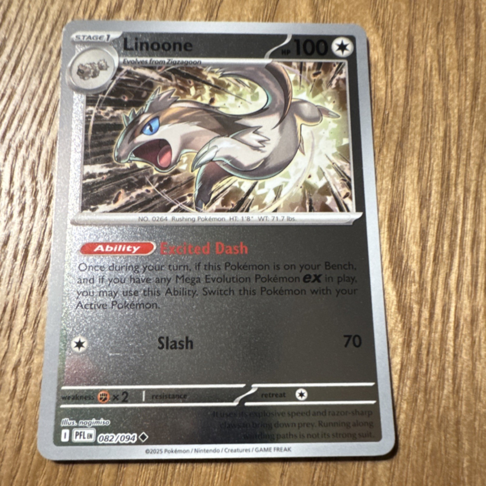 Pokémon TCG Linoone 082/094 Phantasmal Flames Reverse Holo- NM pack fresh