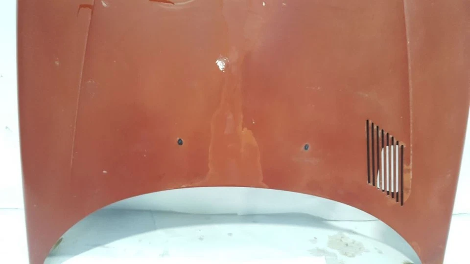 Capucha roja 1 abolladura OEM 1983 84 85 86 87 88 89 90 91 92 93 1994 SAAB 900  Foto 2 de 4