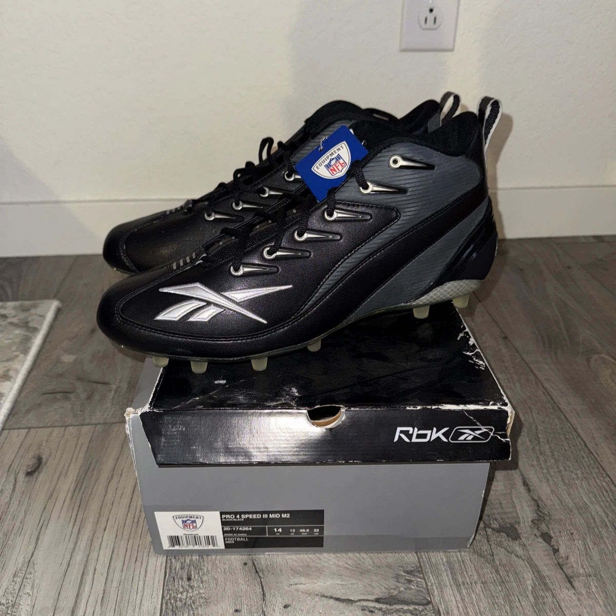 Reebok Medium Width (D, M) 14 US Football Shoes & Cleats for 