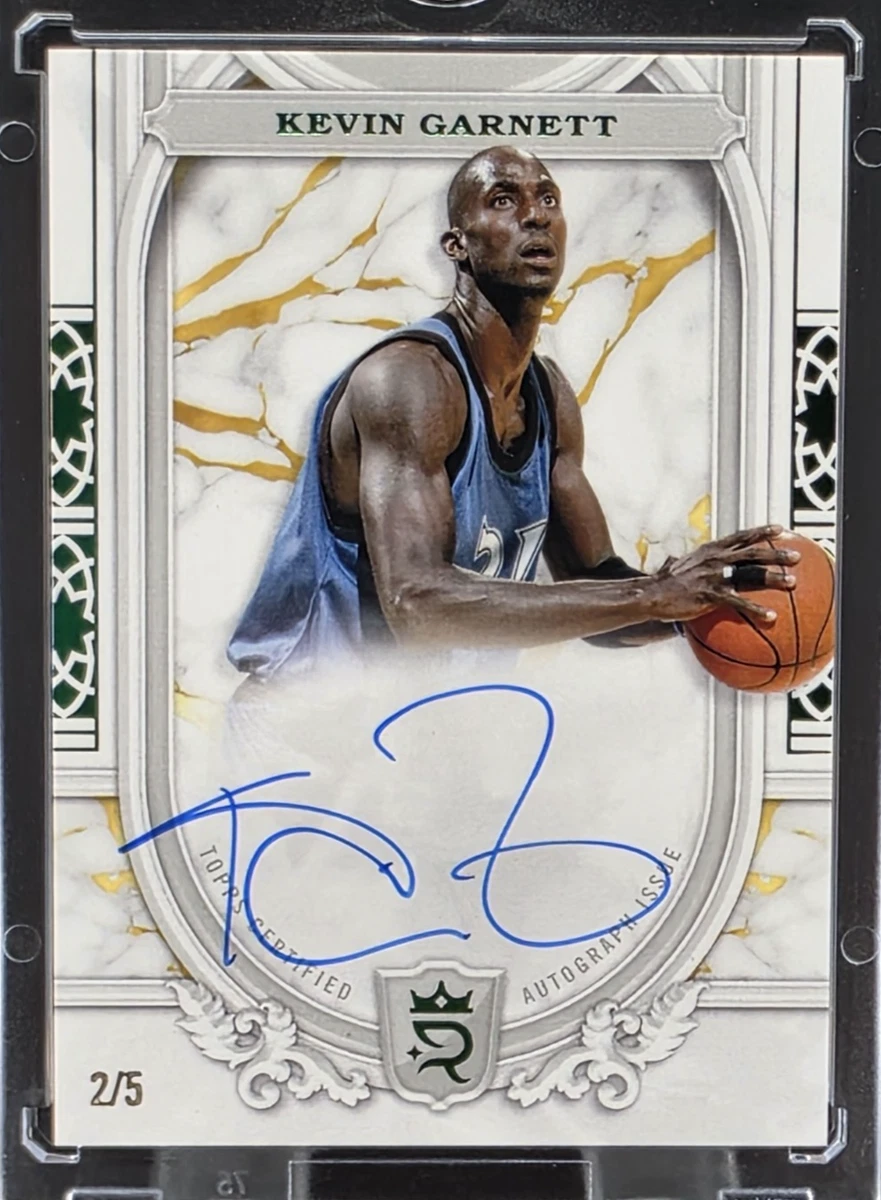 Topps Kevin Garnett Basketball Autographed Sports Trading Cards
